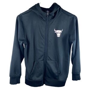 NBA‎ Boys black/white Chicago Bulls w/Bull on left chest Full Zip Hooded Jacket